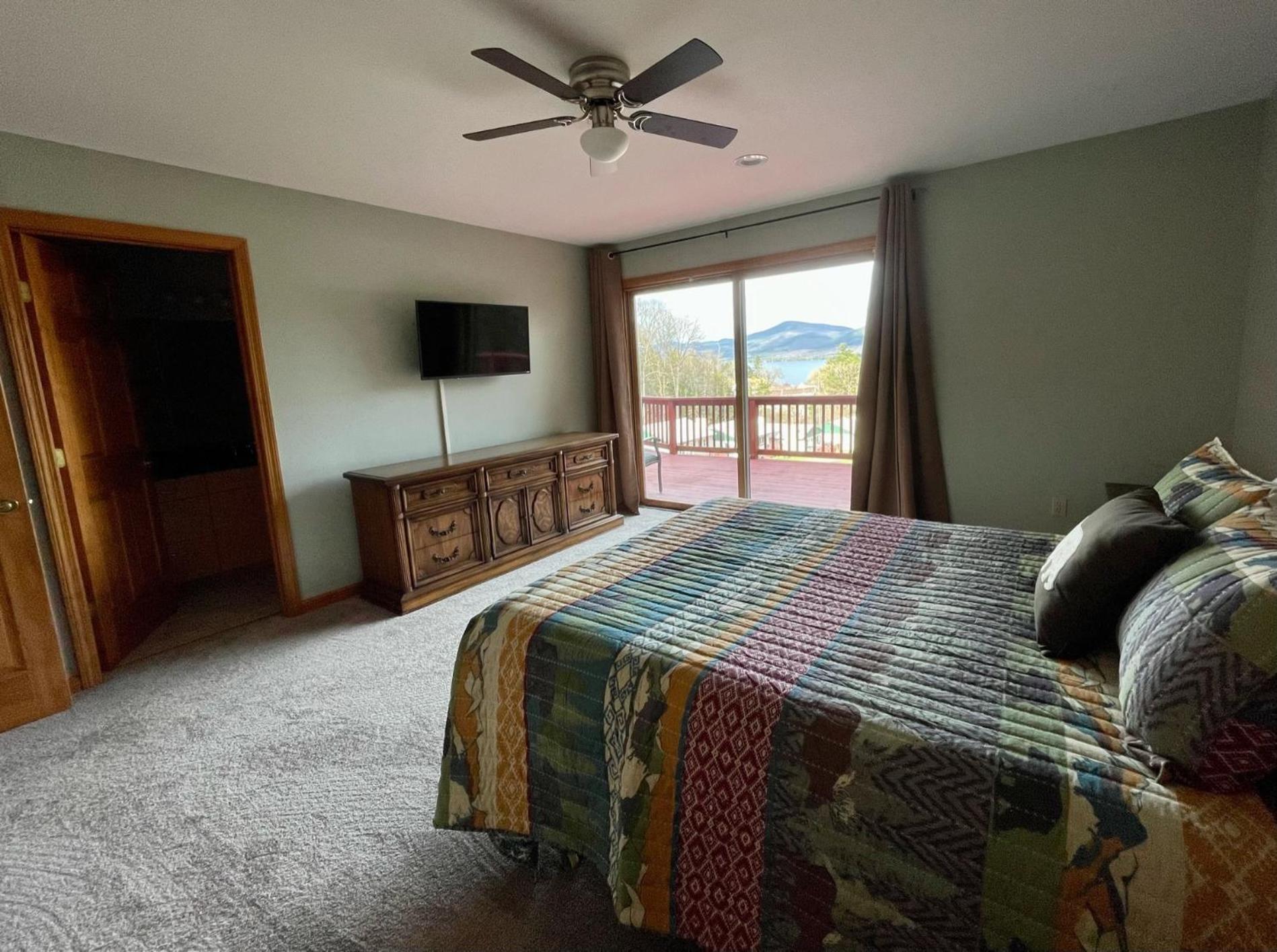 Hill View Motel And Cottages เลคจอร์จ ห้อง รูปภาพ